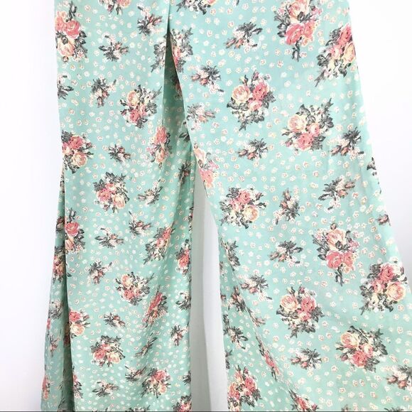 AoBaBa Mint and Rose Floral Silk Blend 2 Piece Halter Top Pantsuit Set - Picture 11 of 16